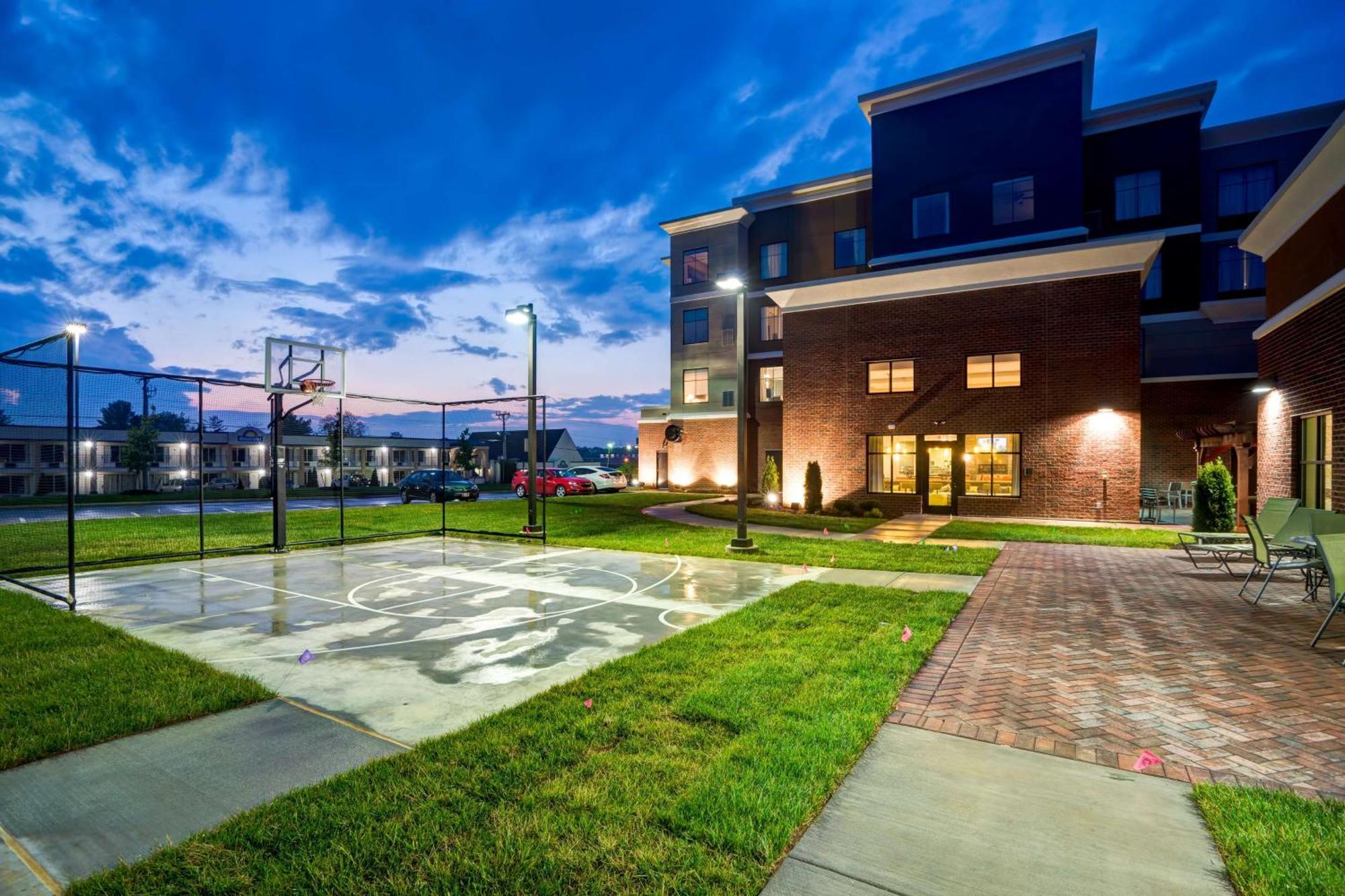 Homewood Suites By Hilton Christiansburg Extérieur photo
