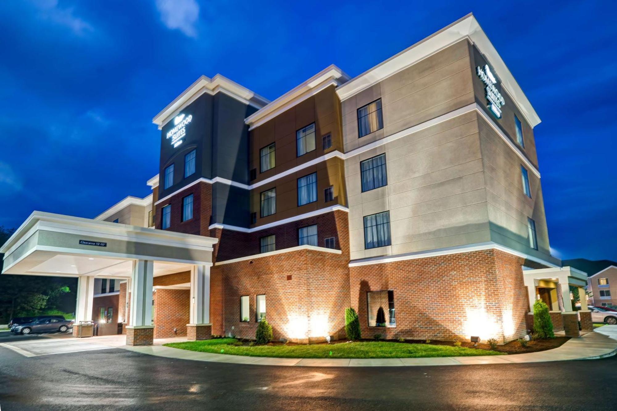 Homewood Suites By Hilton Christiansburg Extérieur photo